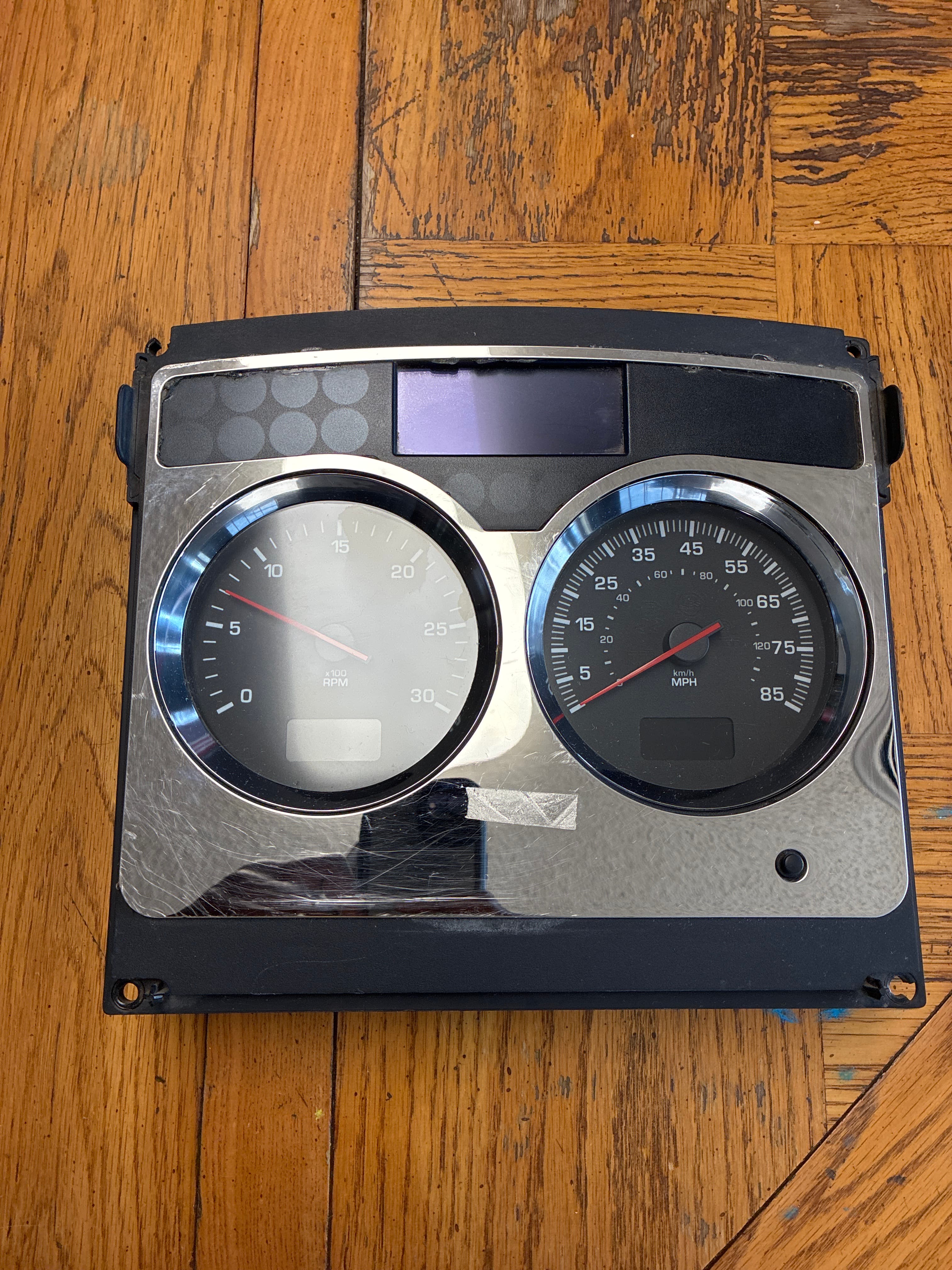 Kenworth T660 Speedometer Instrument Cluster