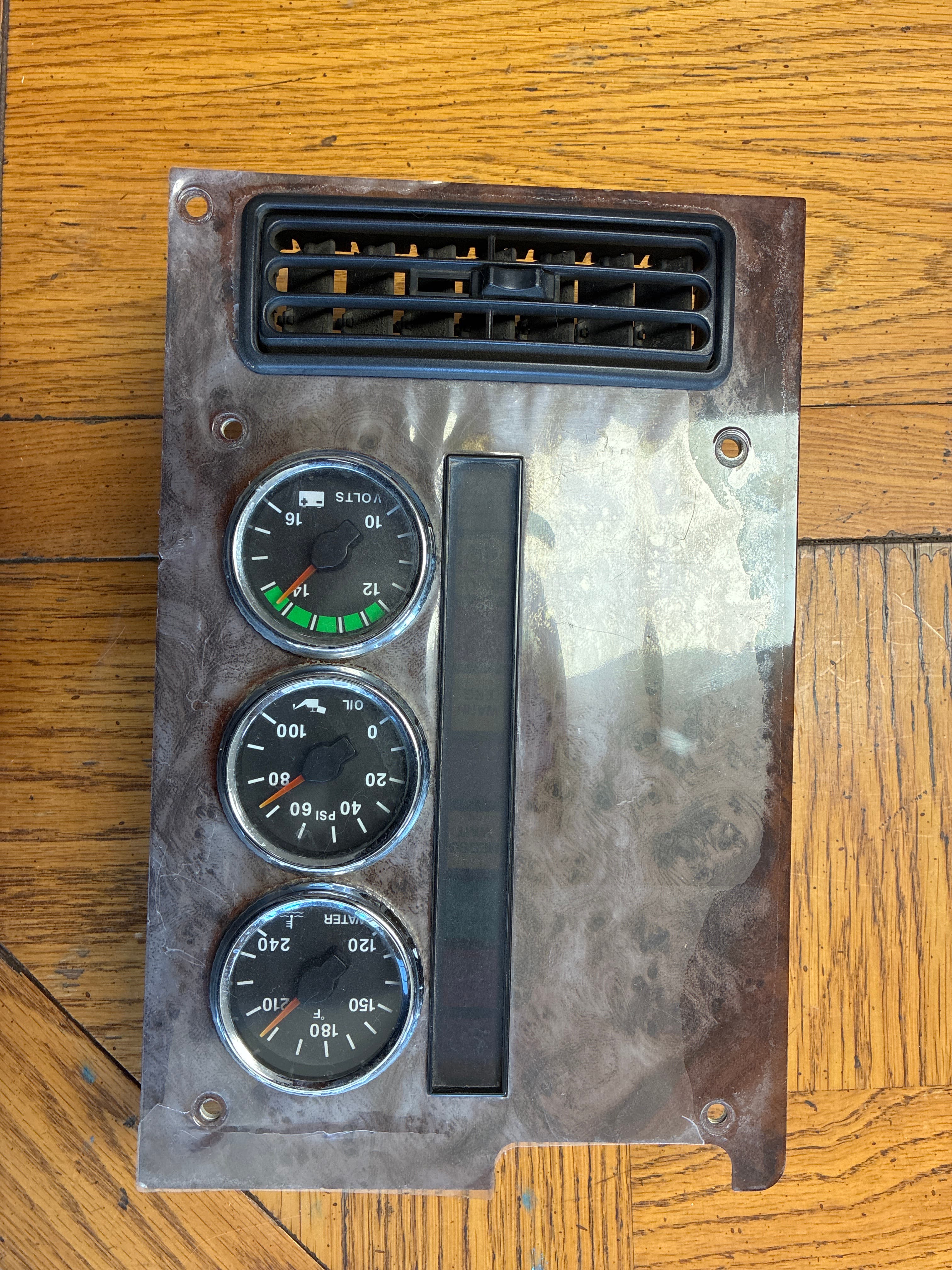 International 9200