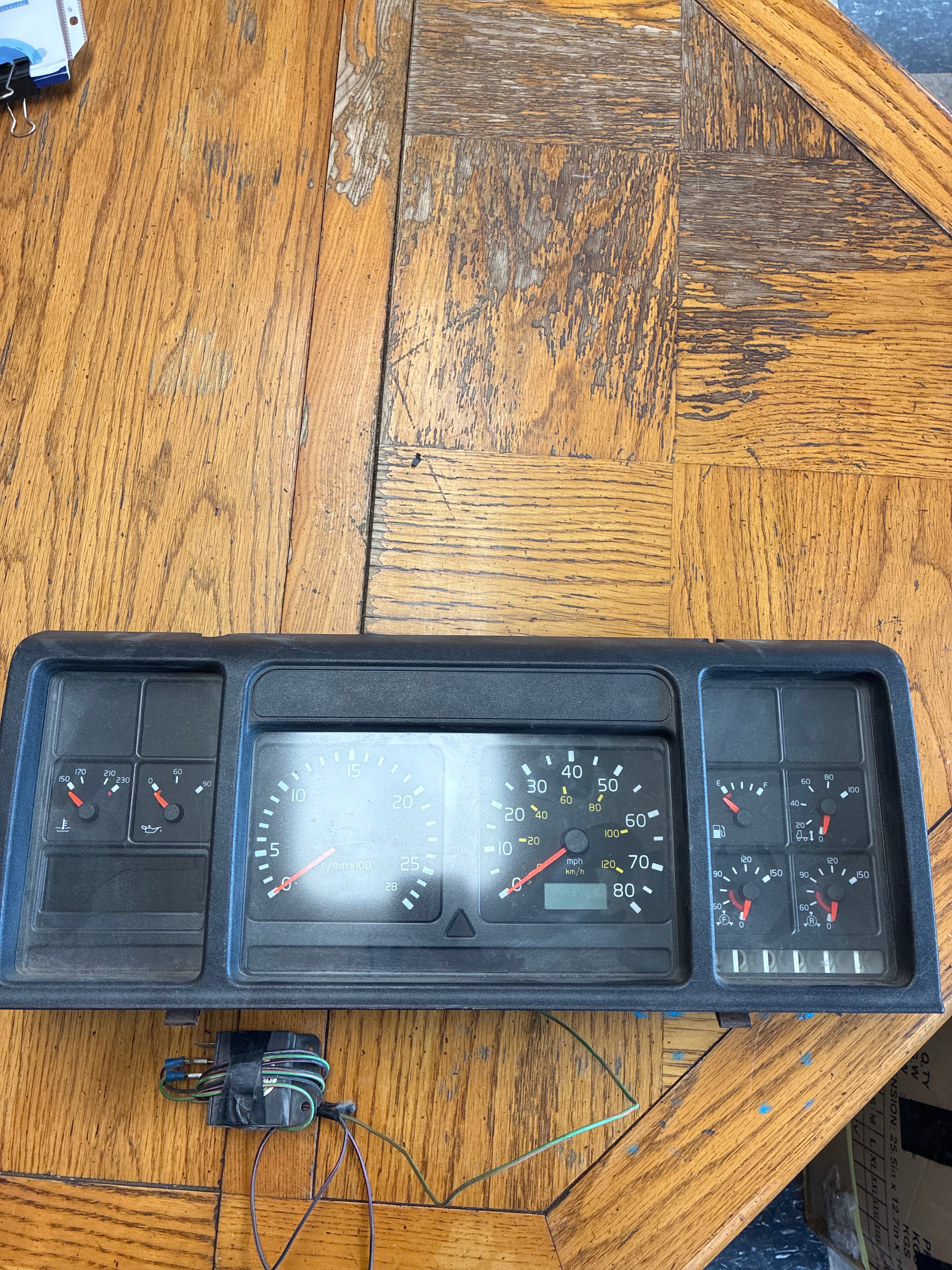 Volvo Dash Gauge Instrumemt Cluster