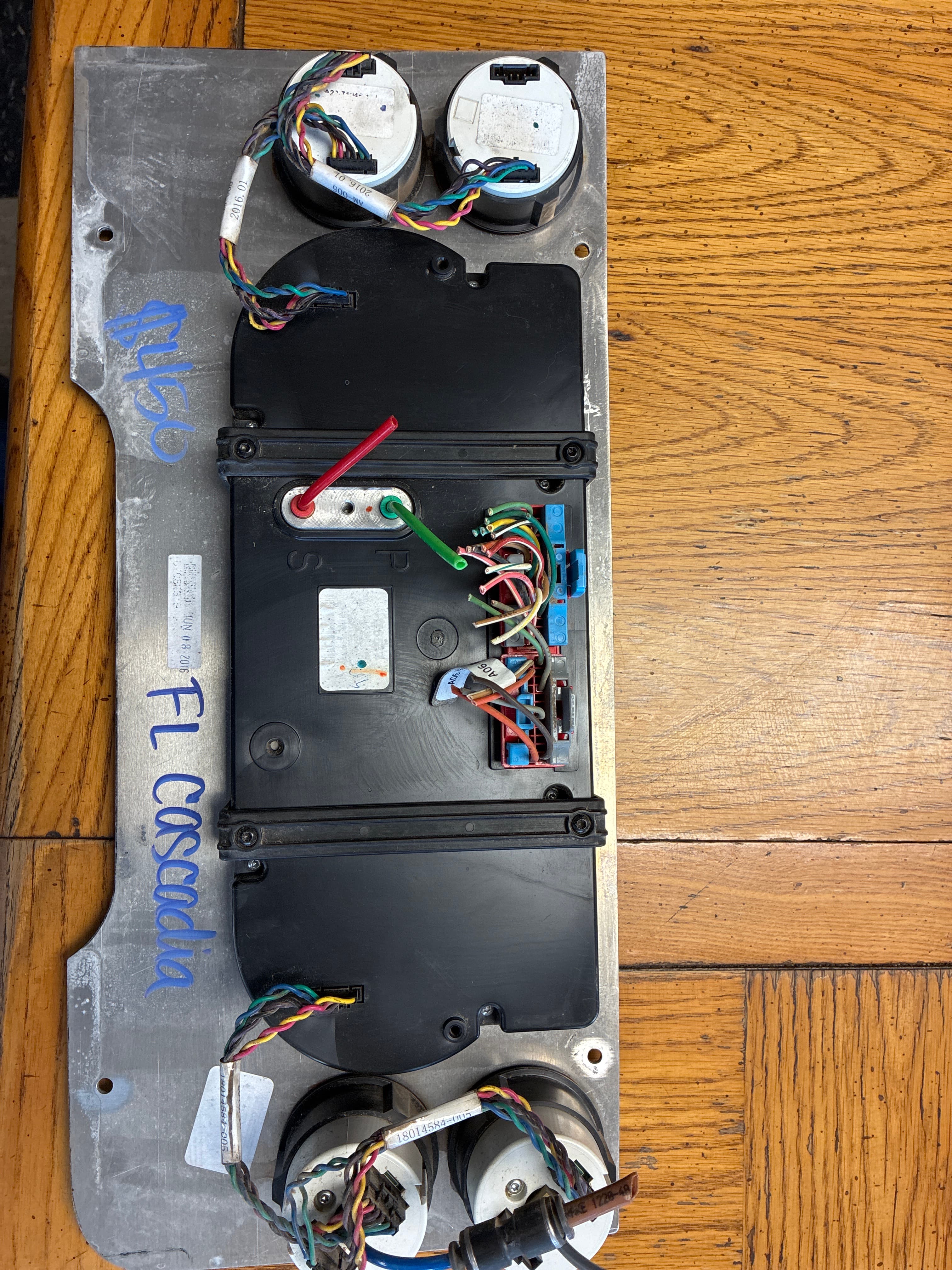 Dash -Instrument Cluster Freightliner Cascadia