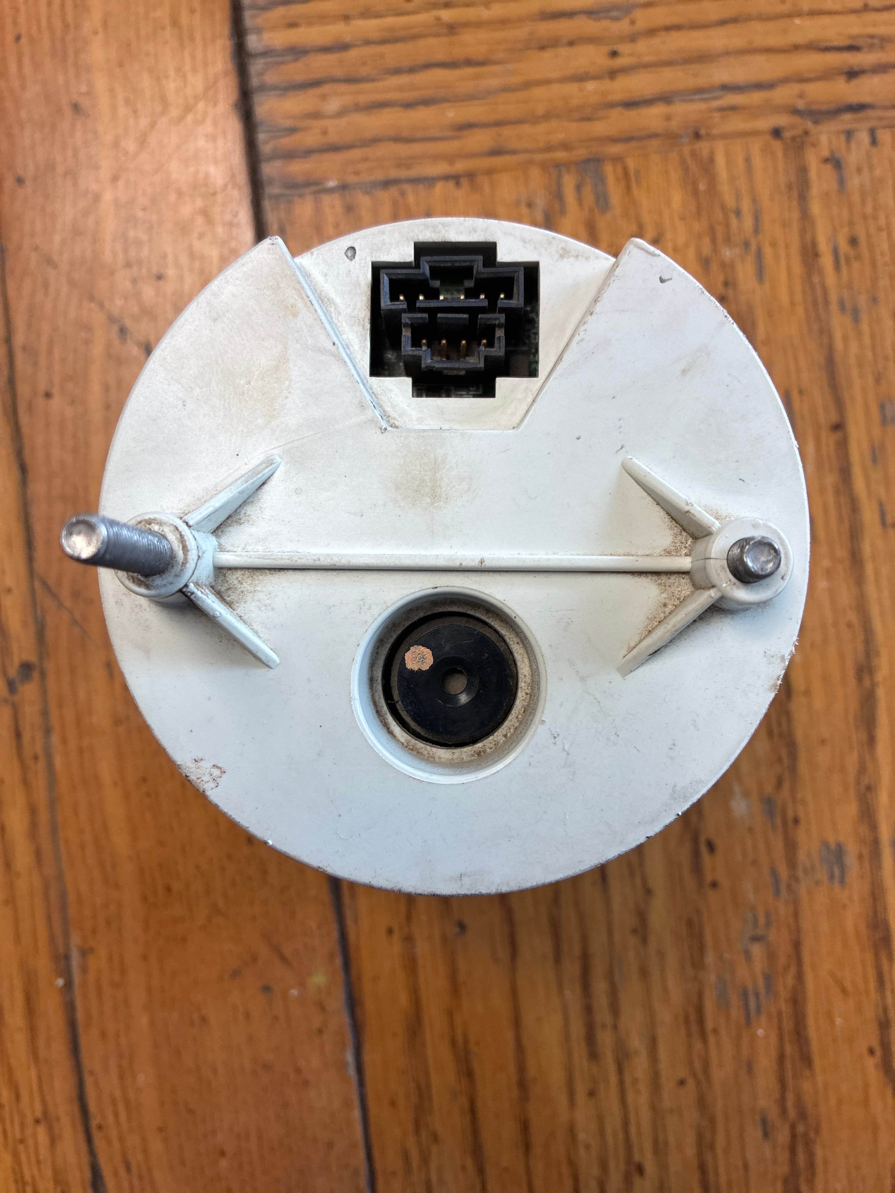 Peterbilt  387 Speedometer Gauge