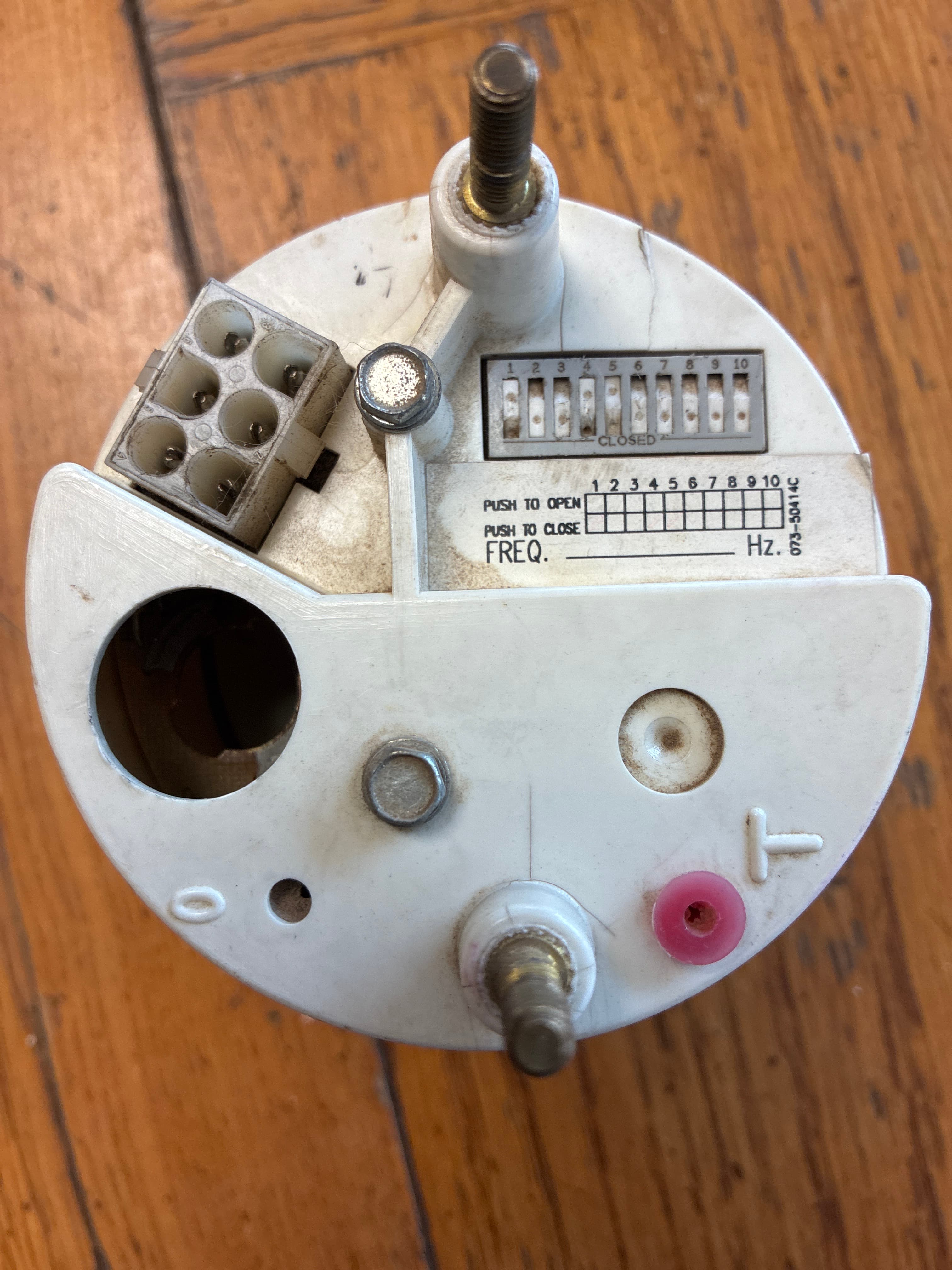 Peterbilt 379 Tachometer gauge