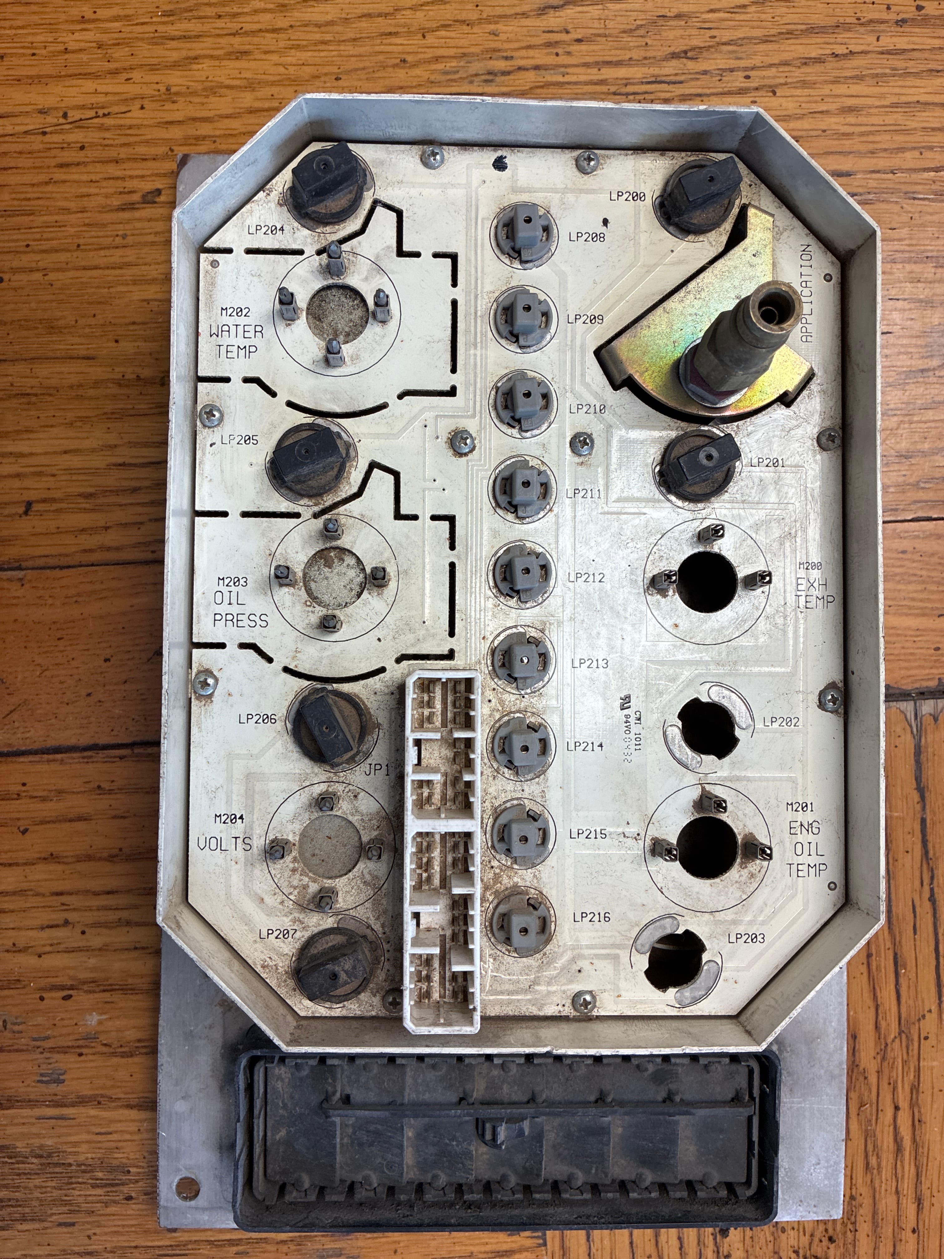 International 9400 Gauge Cluster